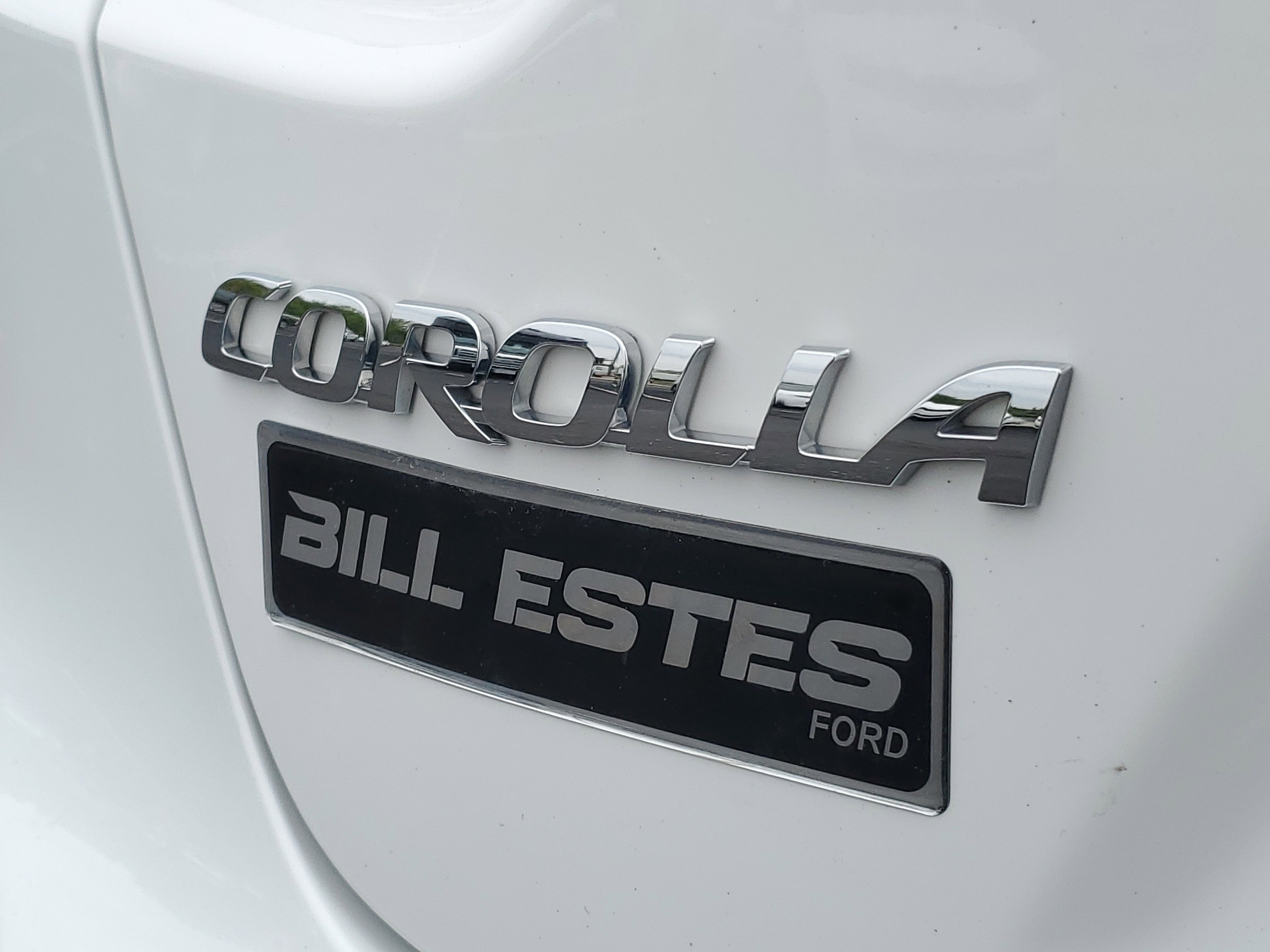 Used 2024 Toyota Corolla LE FWD image 9