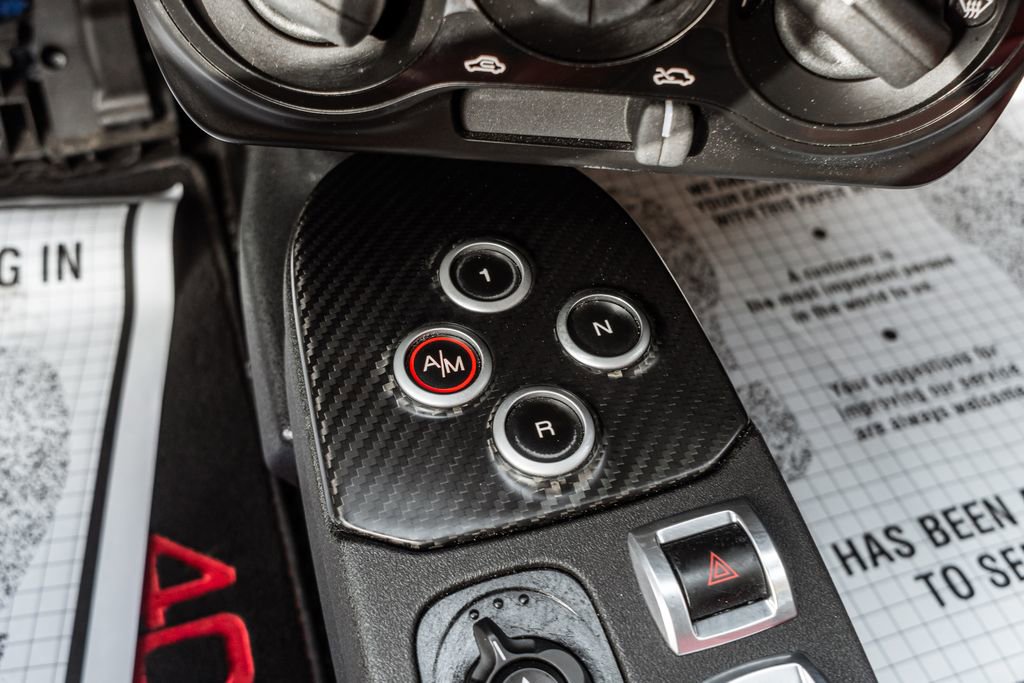 Used 2016 Alfa Romeo 4C Spider w/ Convenience Group - Spider image 11