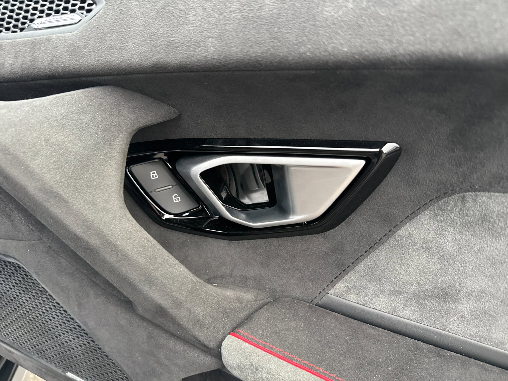 Used 2024 Lamborghini Huracan Sterrato image 16