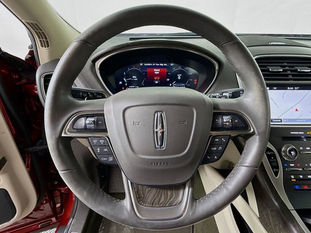 Used 2019 Lincoln Nautilus Reserve image 11
