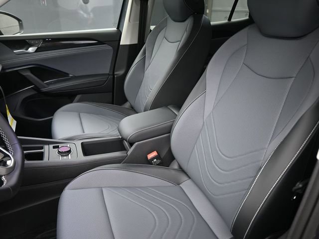 New 2026 Volkswagen Tiguan SE image 19