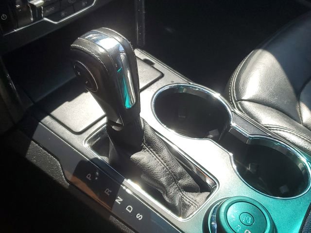 Used 2018 Ford Explorer XLT w/ Equipment Group 202A image 21