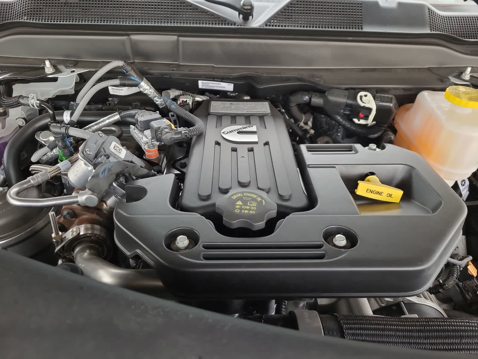 New 2025 RAM 5500 Tradesman AWD/4WD image 17