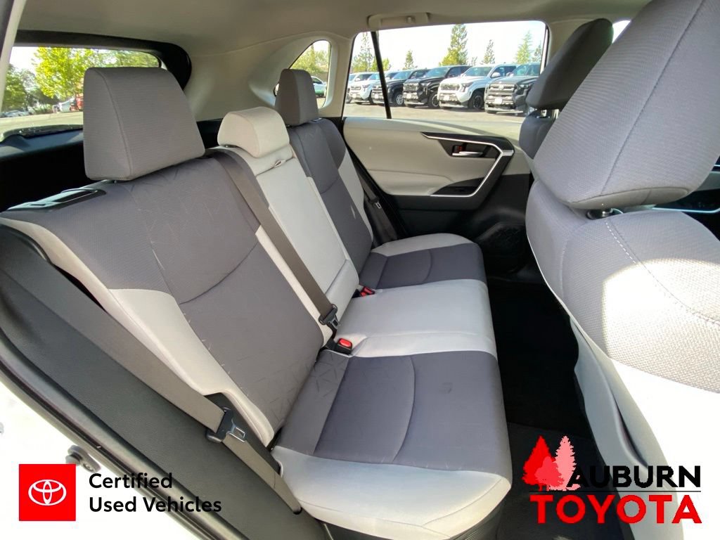 Certified 2021 Toyota RAV4 XLE w/ Convenience Package AWD/4WD image 20