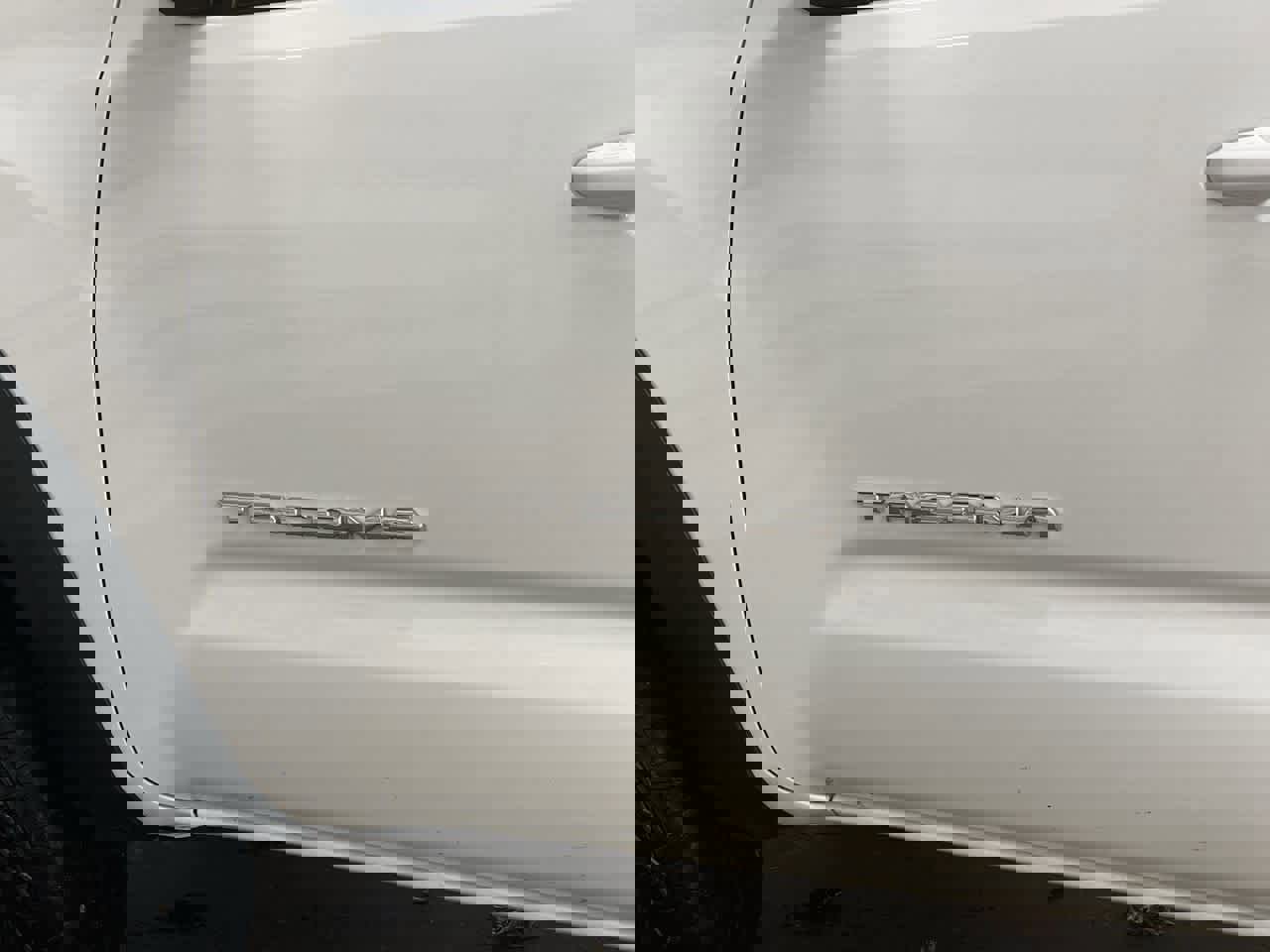 Used 2023 Toyota Tacoma TRD Off-Road image 10