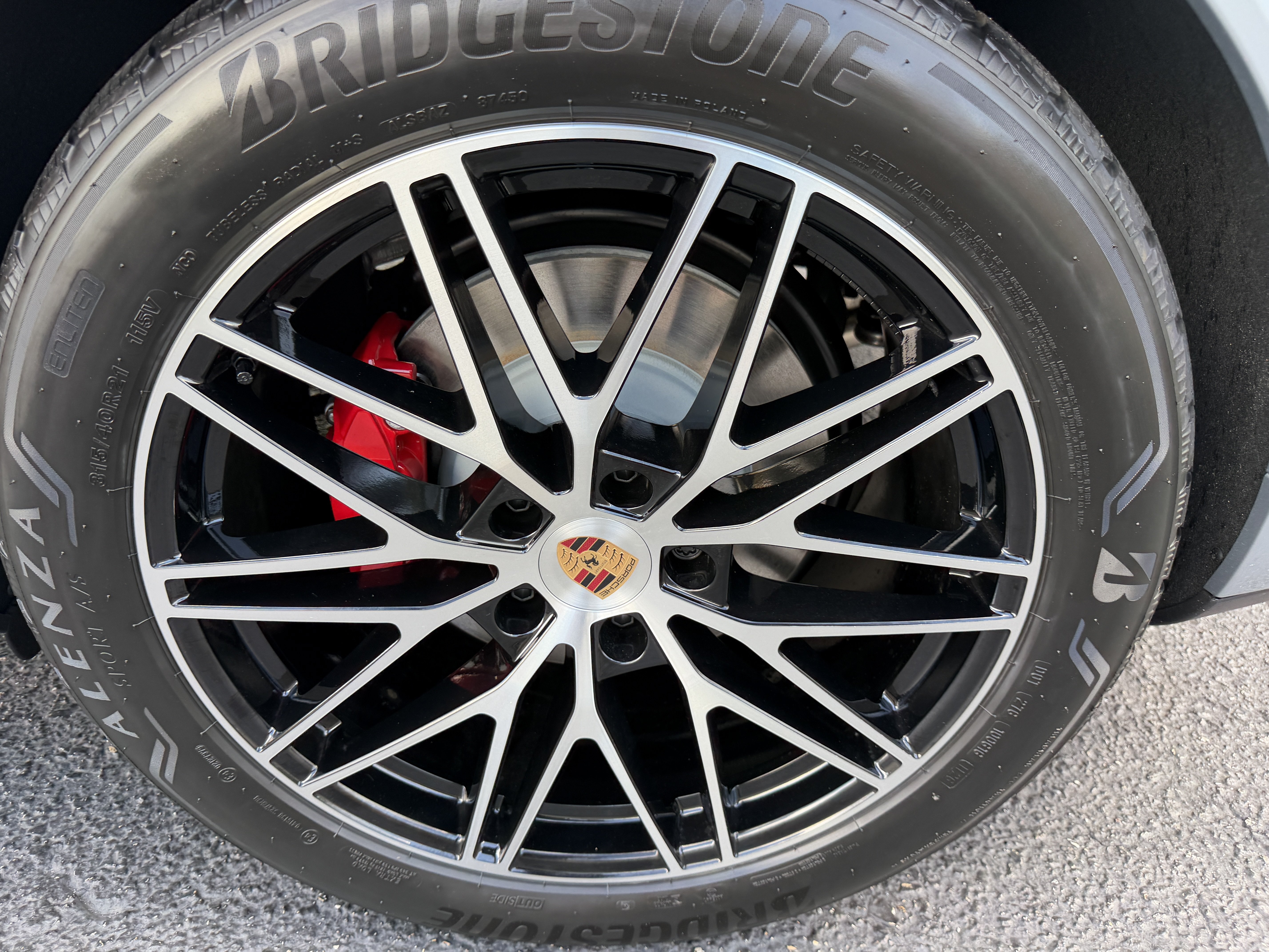 New 2026 Porsche Cayenne S AWD/4WD image 9