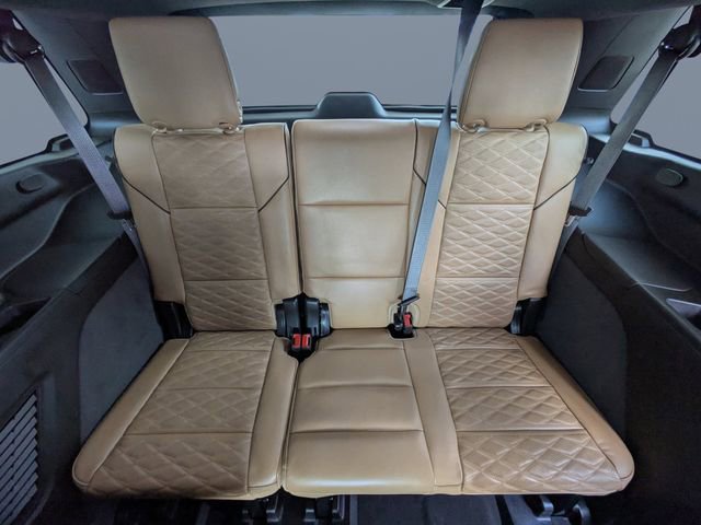 Used 2023 Cadillac Escalade Premium Luxury w/ Performance Package image 15