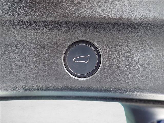 Used 2020 Tesla Model Y Long Range AWD/4WD image 7