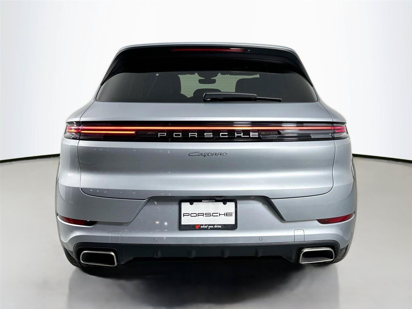 Certified 2026 Porsche Cayenne Coupe AWD/4WD image 6