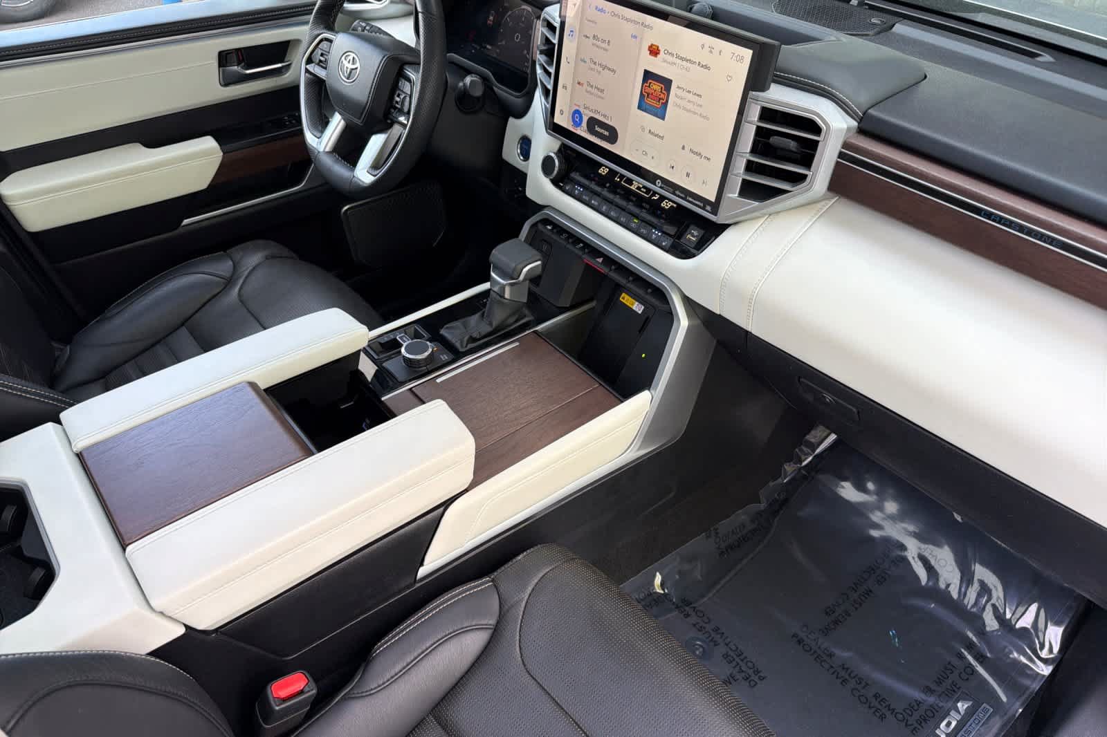 Used 2023 Toyota Sequoia Capstone AWD/4WD image 19