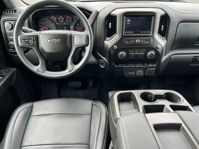 Used 2026 Chevrolet Silverado 1500 Custom Trail Boss w/ Dark Appearance Package AWD/4WD image 3