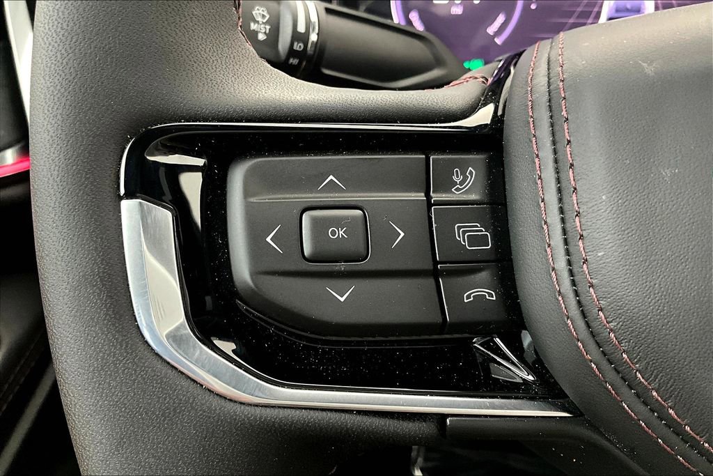 Used 2025 Jeep Wagoneer S Limited image 25