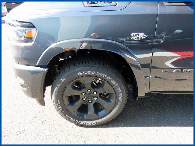 New 2026 RAM 1500 4x4 Crew Cab image 4