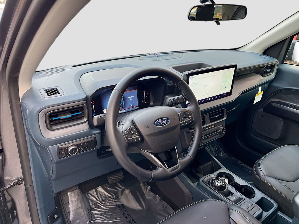 Used 2025 Ford Maverick Lobo image 9