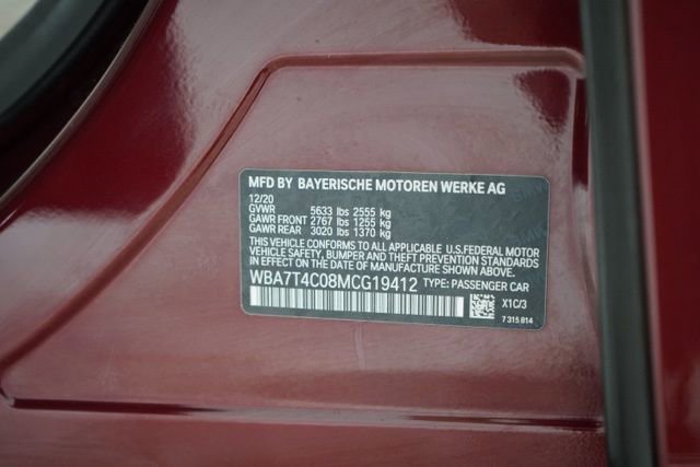 Used 2021 BMW 740i xDrive w/ M Sport Package image 38