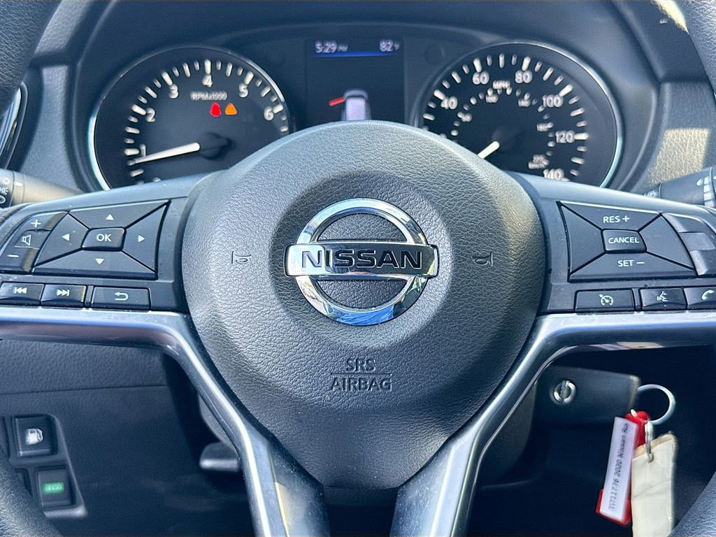 Used 2020 Nissan Rogue S image 17