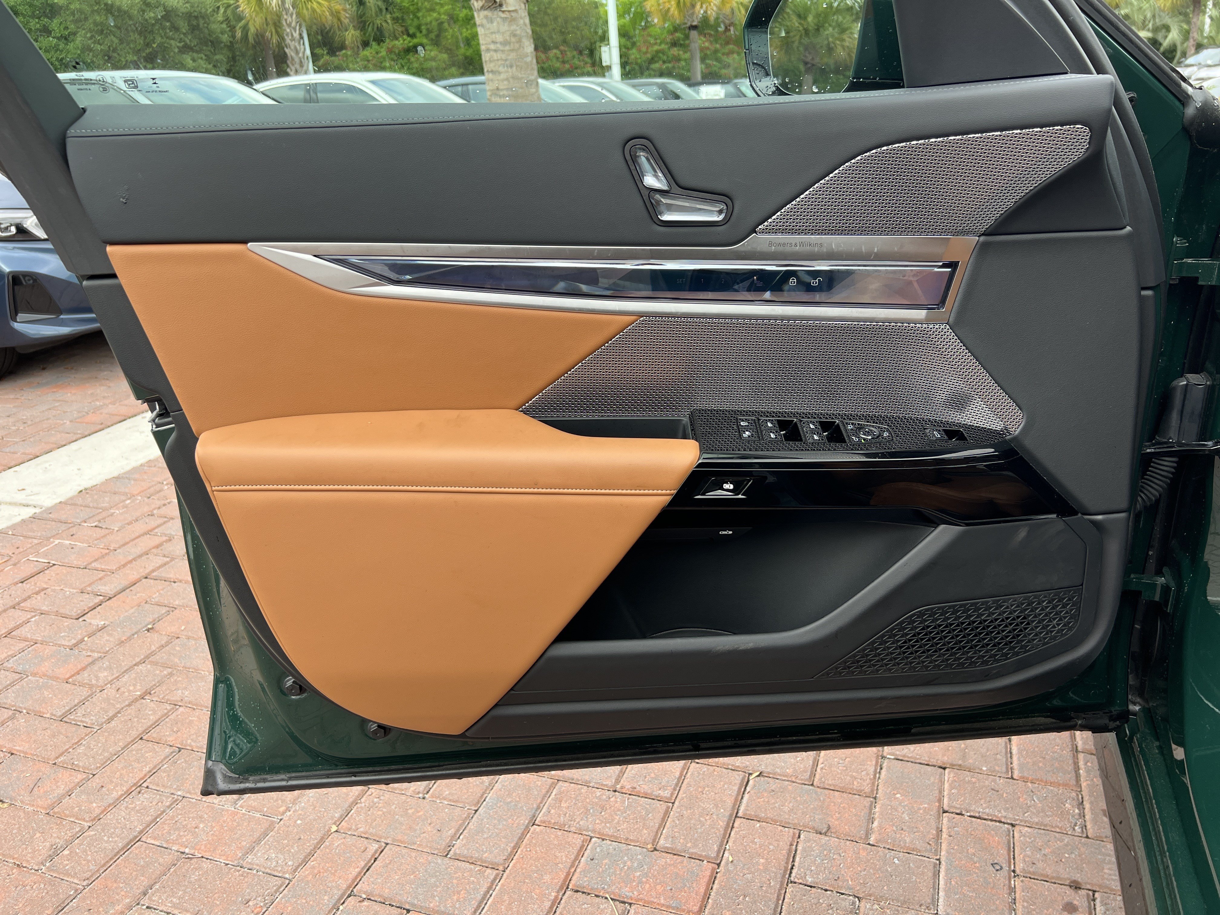 Certified 2024 BMW 740i RWD image 14