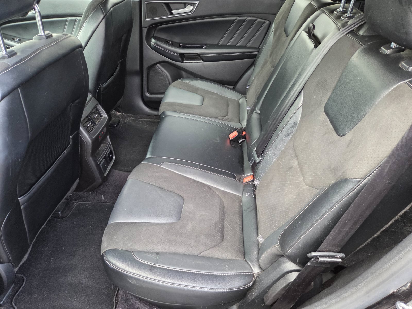 Used 2015 Ford Edge Sport w/ Equipment Group 401A FWD image 11