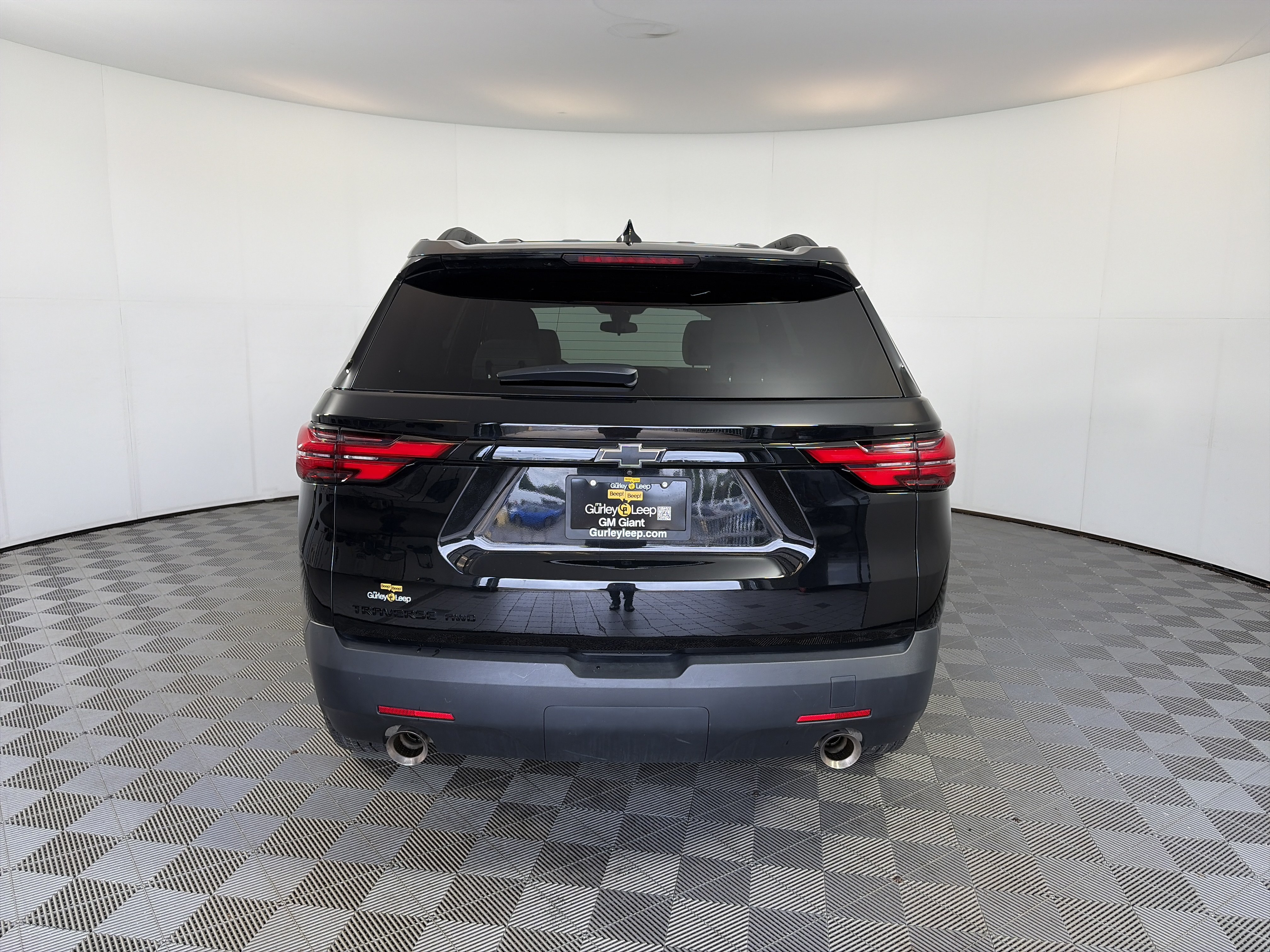 Certified 2023 Chevrolet Traverse LS w/ Midnight/Sport Edition AWD/4WD image 10