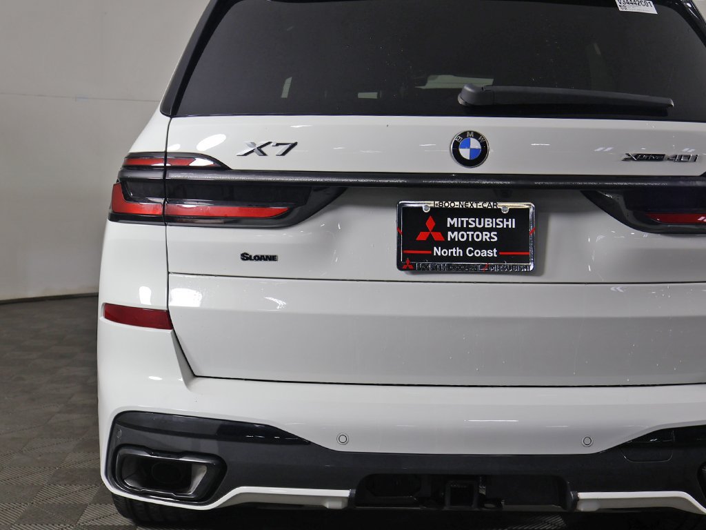 Used 2024 BMW X7 xDrive40i w/ M Sport Package AWD/4WD image 17