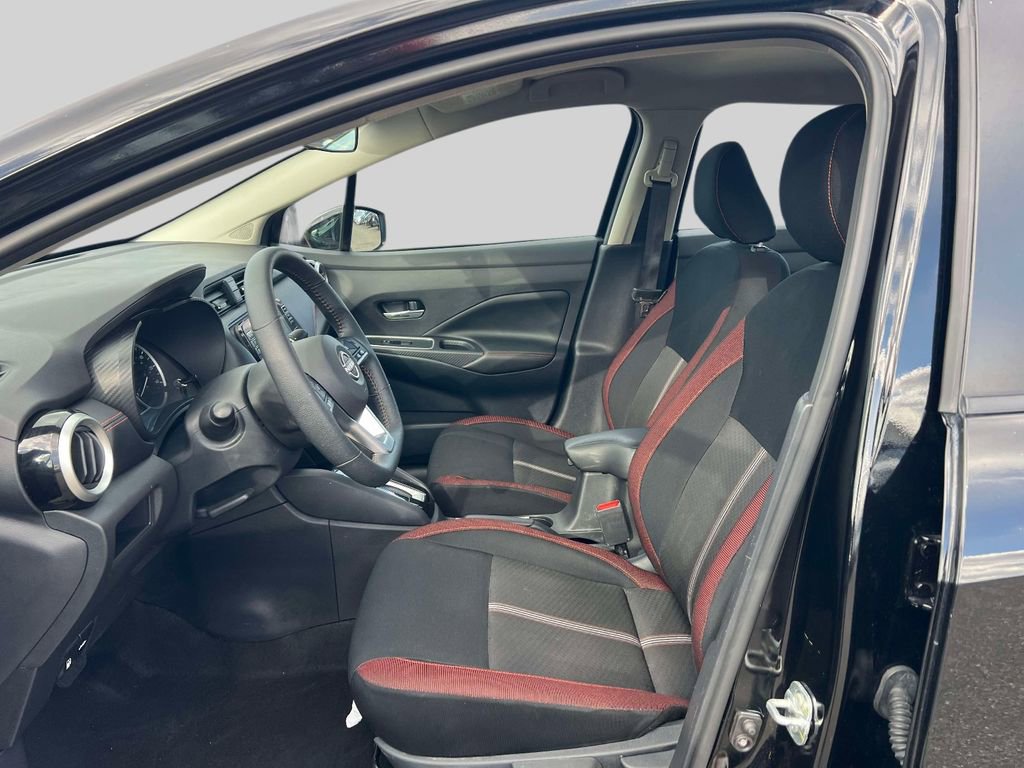 Certified 2025 Nissan Versa SR image 12