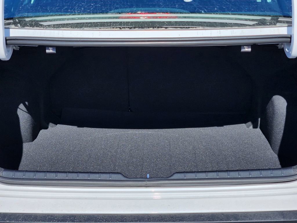 New 2026 Kia K4 LXS image 13