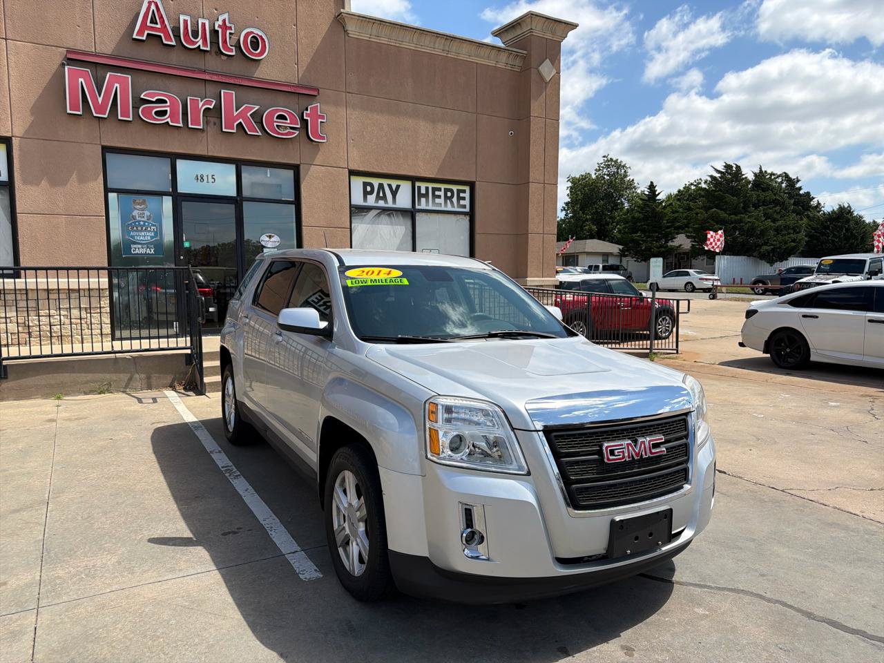 Used 2014 GMC Terrain SLE FWD image 3
