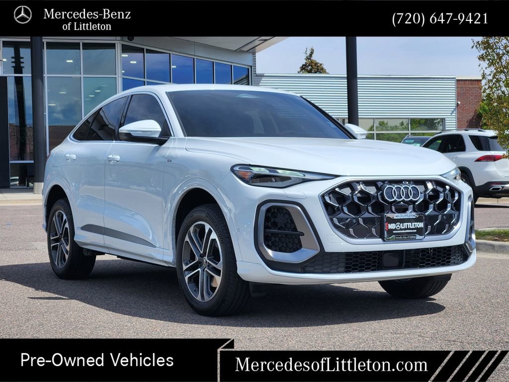 Used 2025 Audi Q5 Premium AWD/4WD image 3