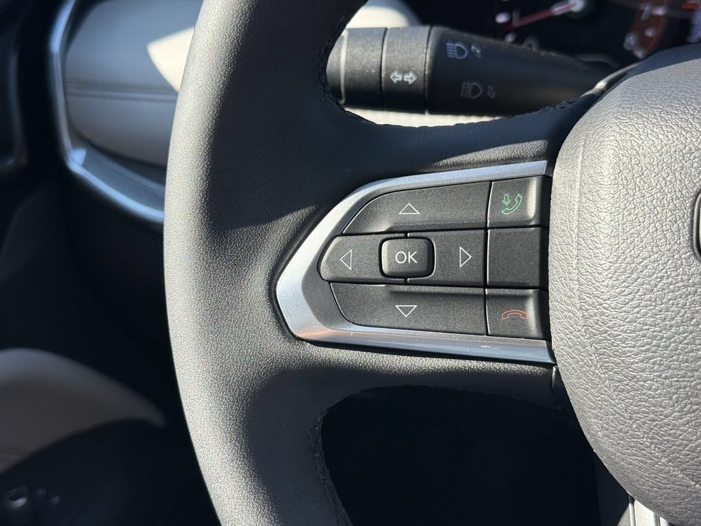 Used 2024 Jeep Compass Limited AWD/4WD image 12