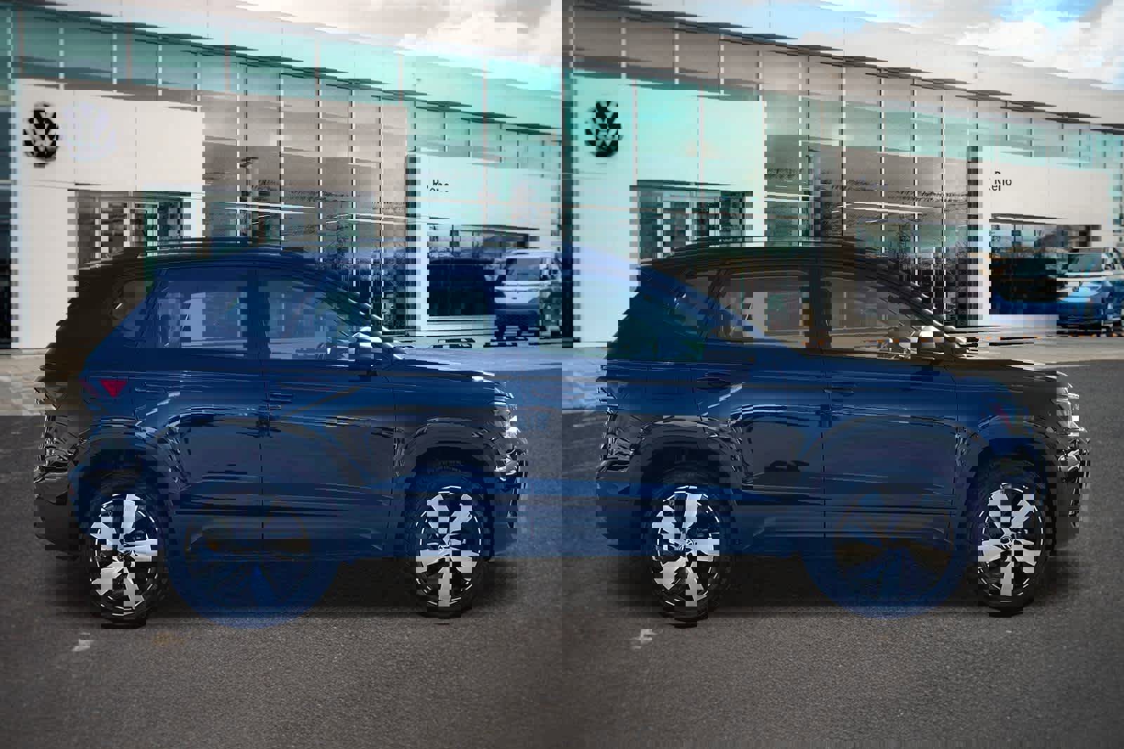 Used 2025 Volkswagen Taos S image 4