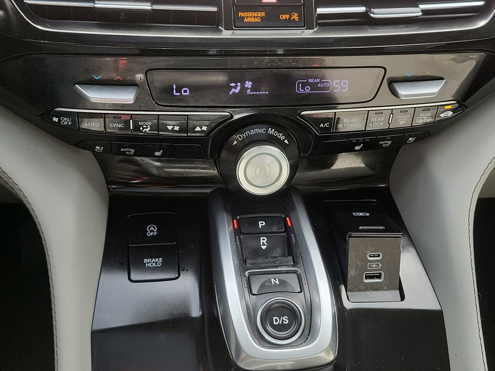 Used 2023 Acura MDX SH-AWD w/ Advance Package image 16