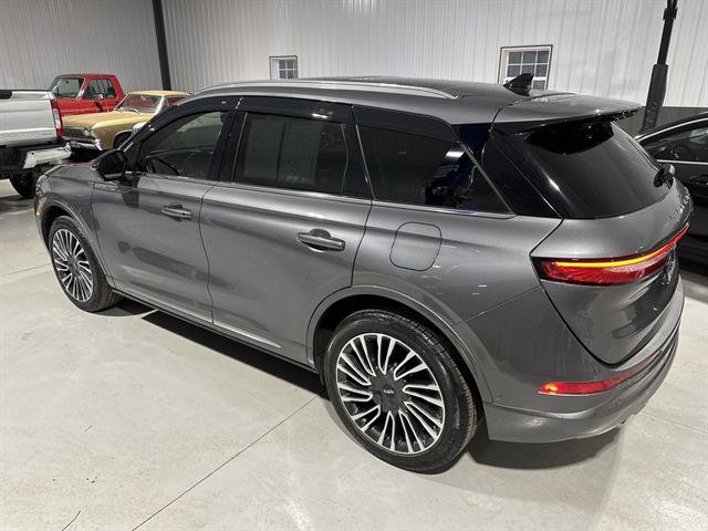 Used 2022 Lincoln Corsair Reserve w/ Sport Package image 5