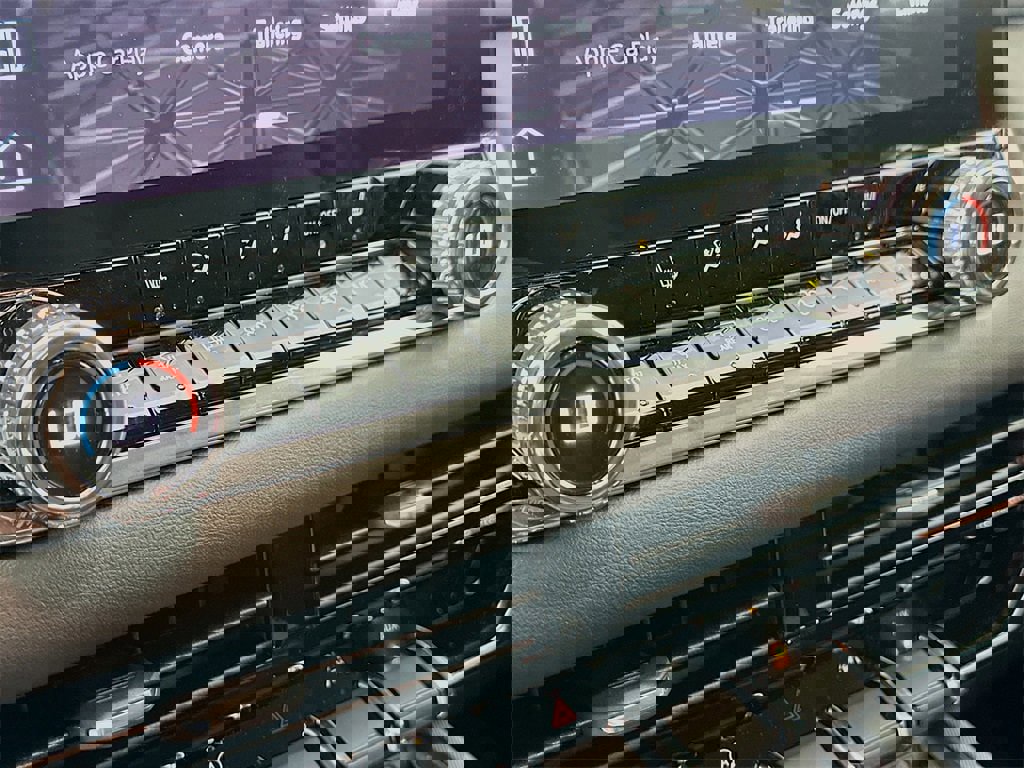 New 2026 GMC Canyon Elevation w/ Convenience Package image 16