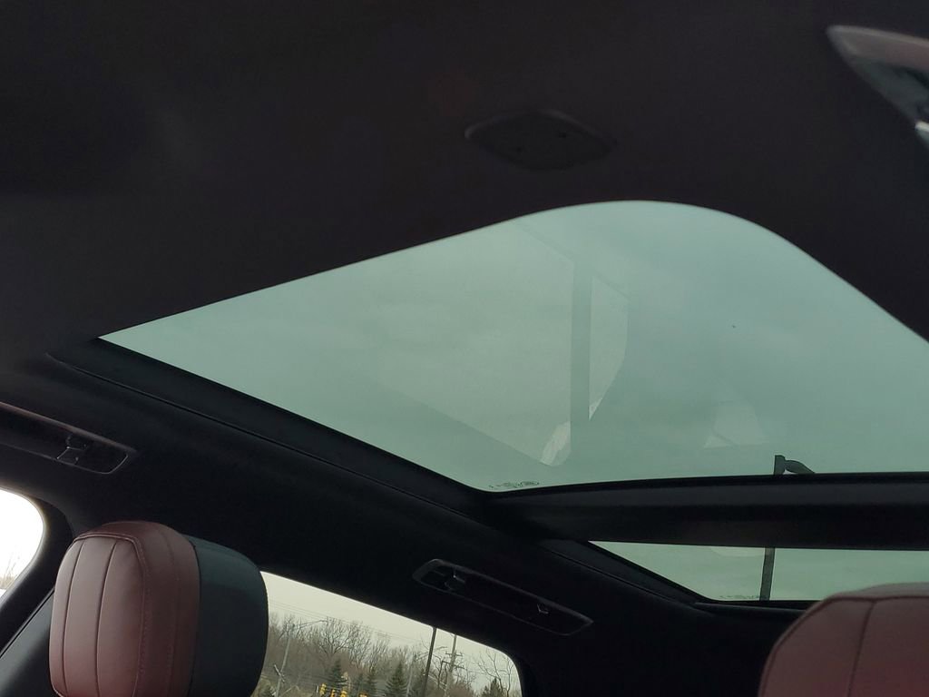 New 2026 Land Rover Range Rover Sport Dynamic SE image 9