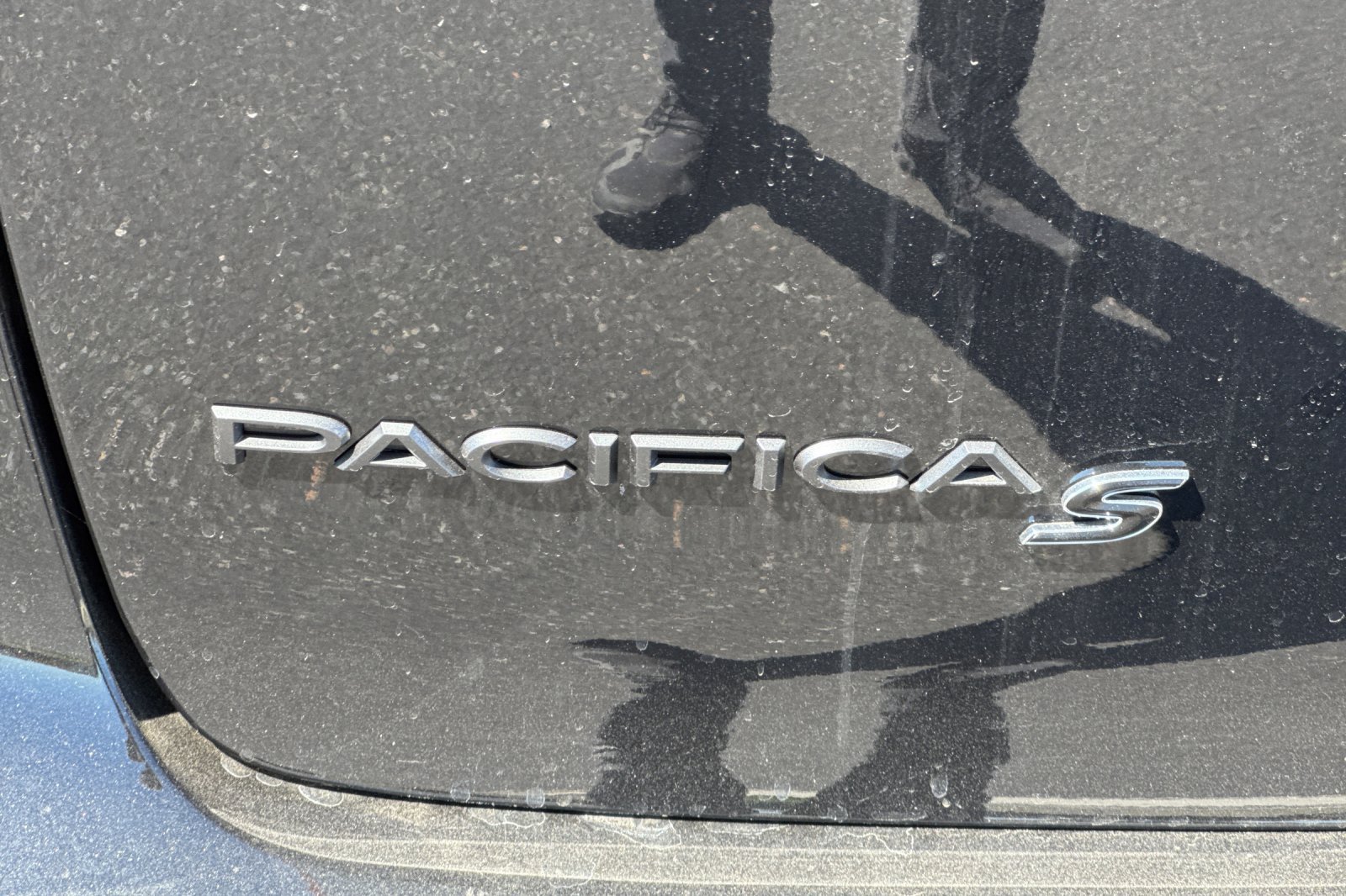 New 2027 Chrysler Pacifica Limited AWD/4WD image 24