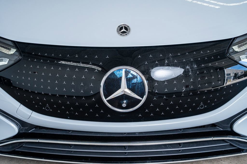 Used 2023 Mercedes-Benz EQE 500 4MATIC Sedan image 16