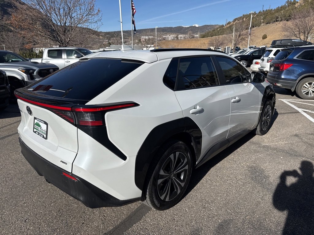 Used 2023 Toyota bZ4X XLE image 3