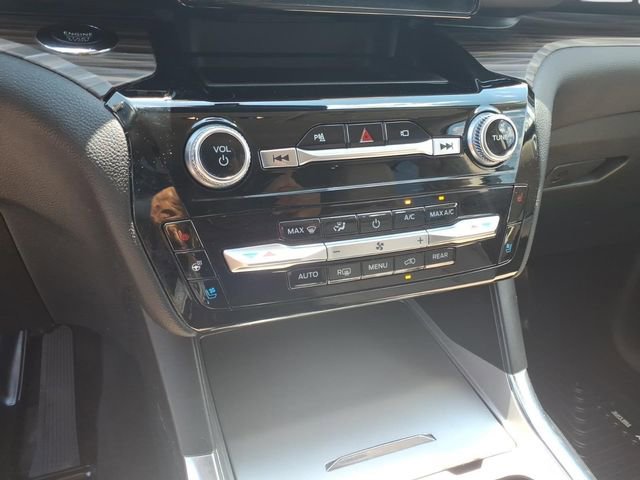 Used 2022 Ford Explorer Limited AWD/4WD image 22