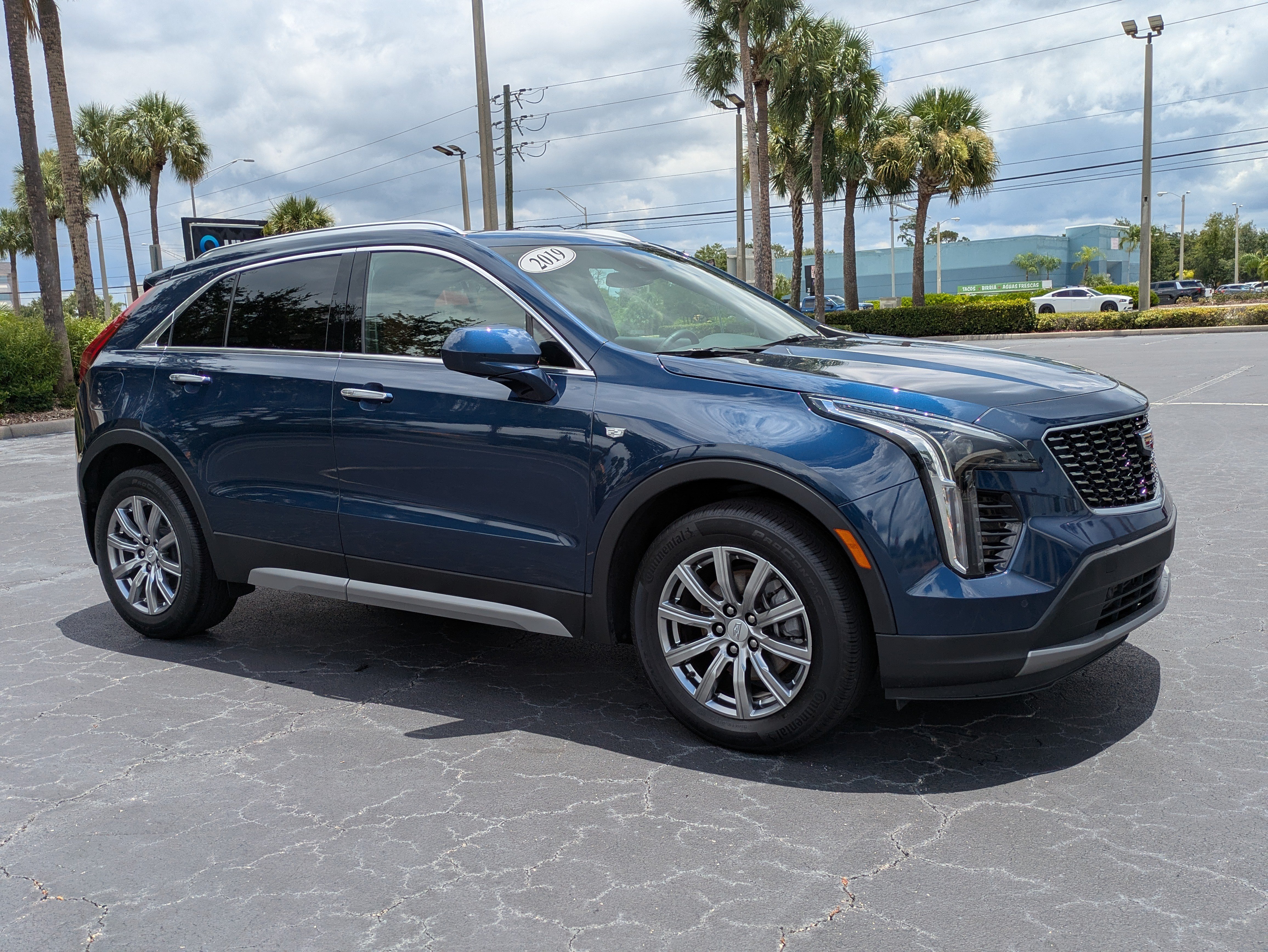 Used 2019 Cadillac XT4 Premium Luxury FWD image 7