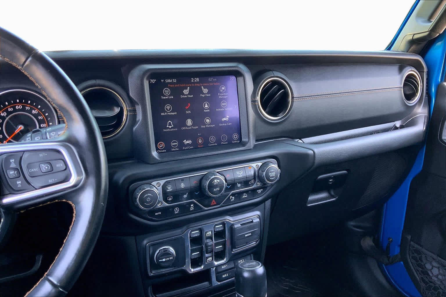 Used 2022 Jeep Wrangler Unlimited Sahara AWD/4WD image 7