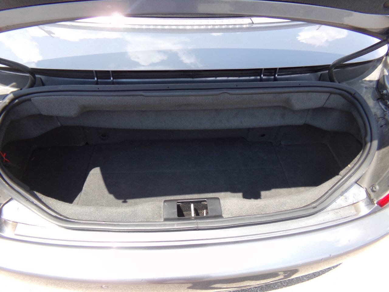 Used 2015 Maserati GranTurismo Base 2dr Convertible image 26