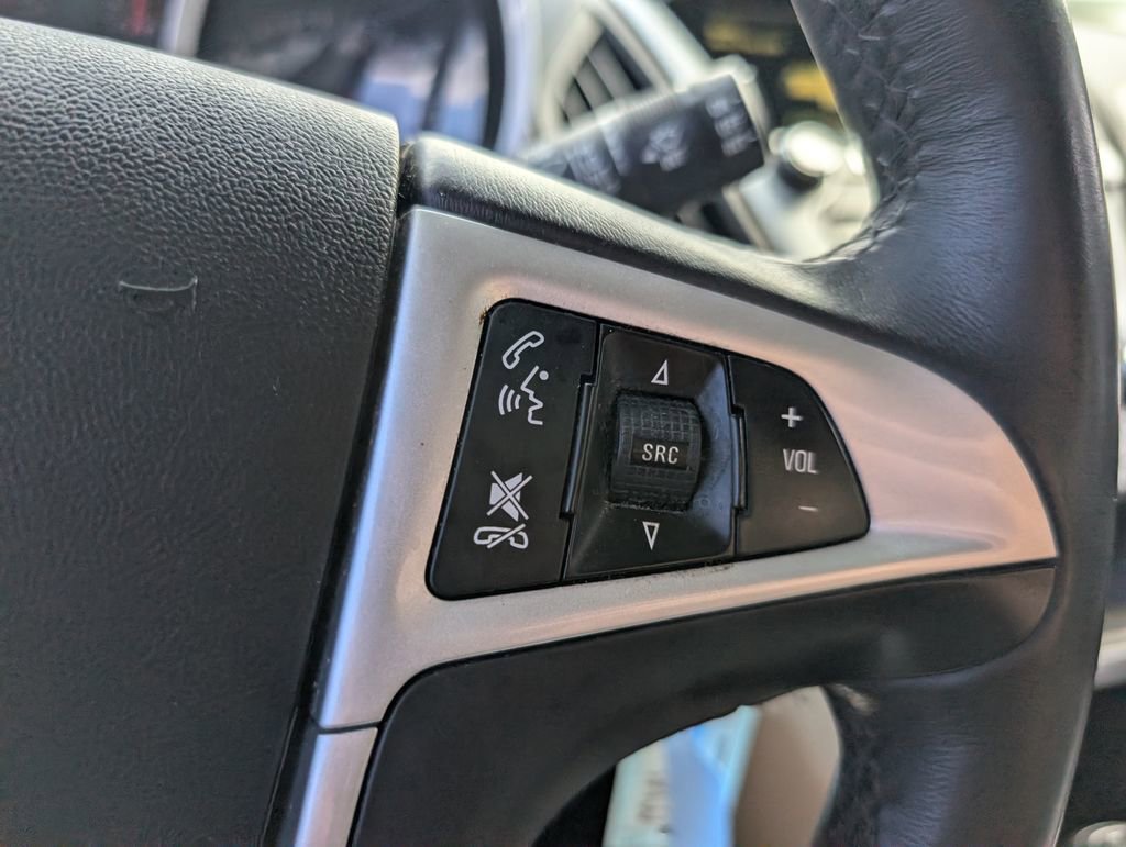 Used 2017 Chevrolet Equinox LT w/ Convenience Package image 13