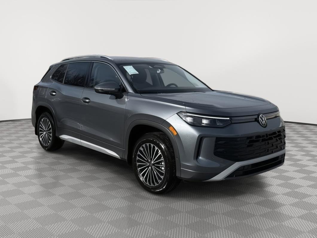 New 2026 Volkswagen Tiguan S image 1