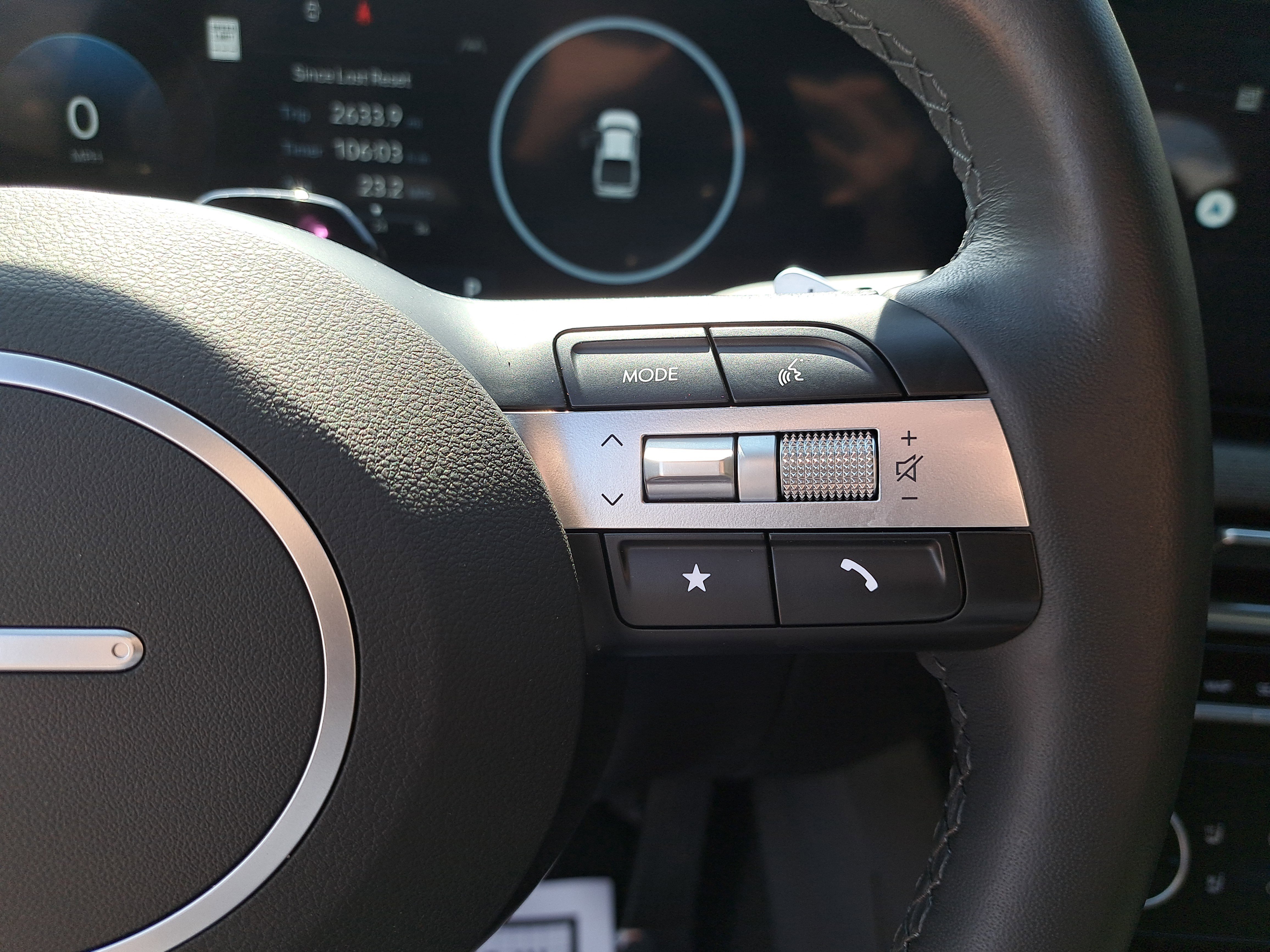 Certified 2025 Hyundai Santa Cruz Limited image 19