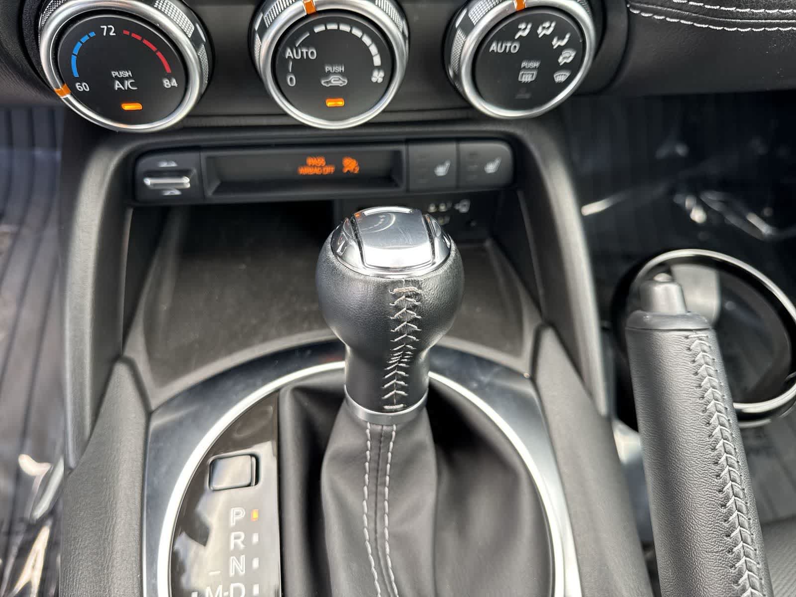 Used 2022 MAZDA MX-5 Miata RF Grand Touring RWD image 35