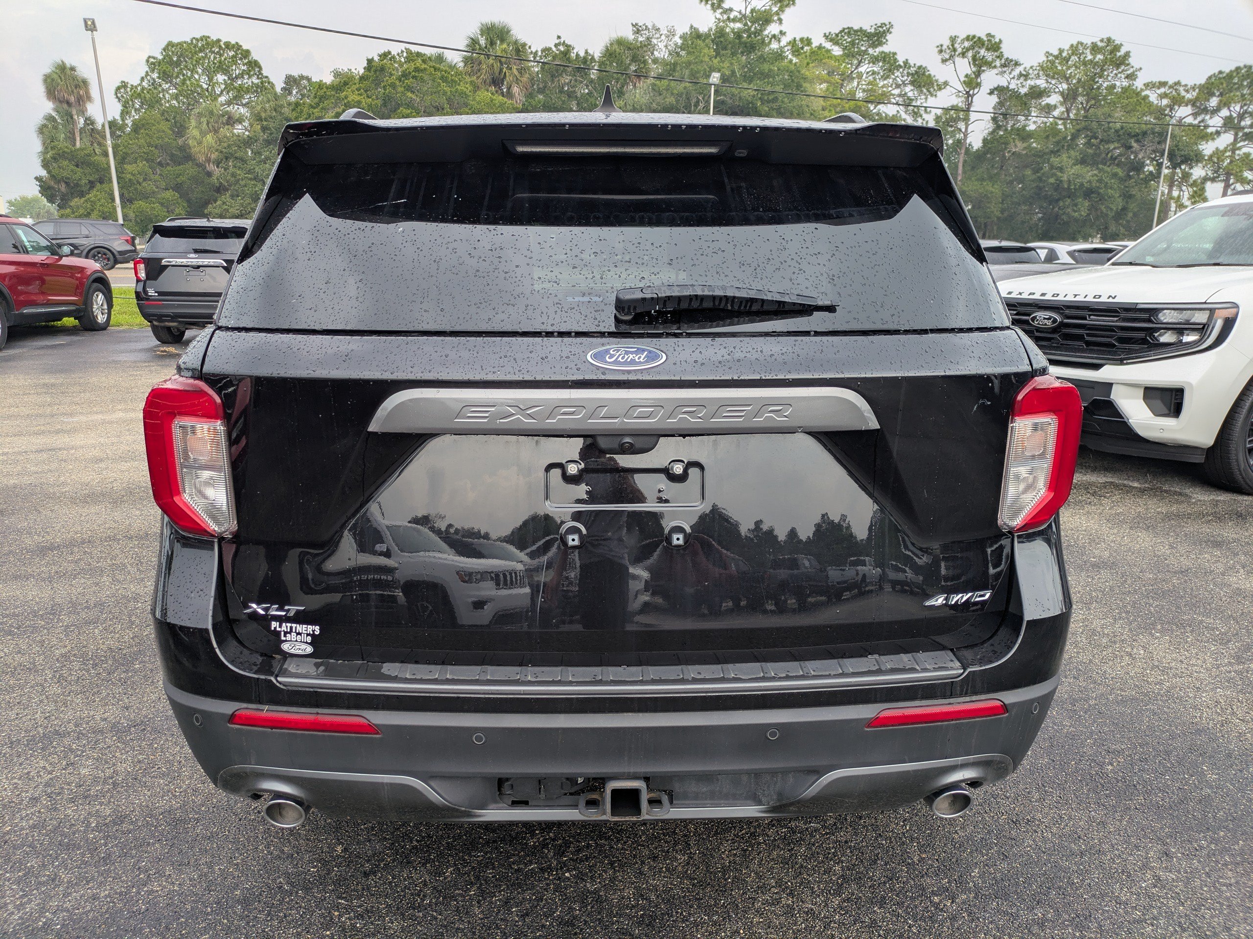 Used 2023 Ford Explorer XLT w/ Equipment Group 202A AWD/4WD image 6