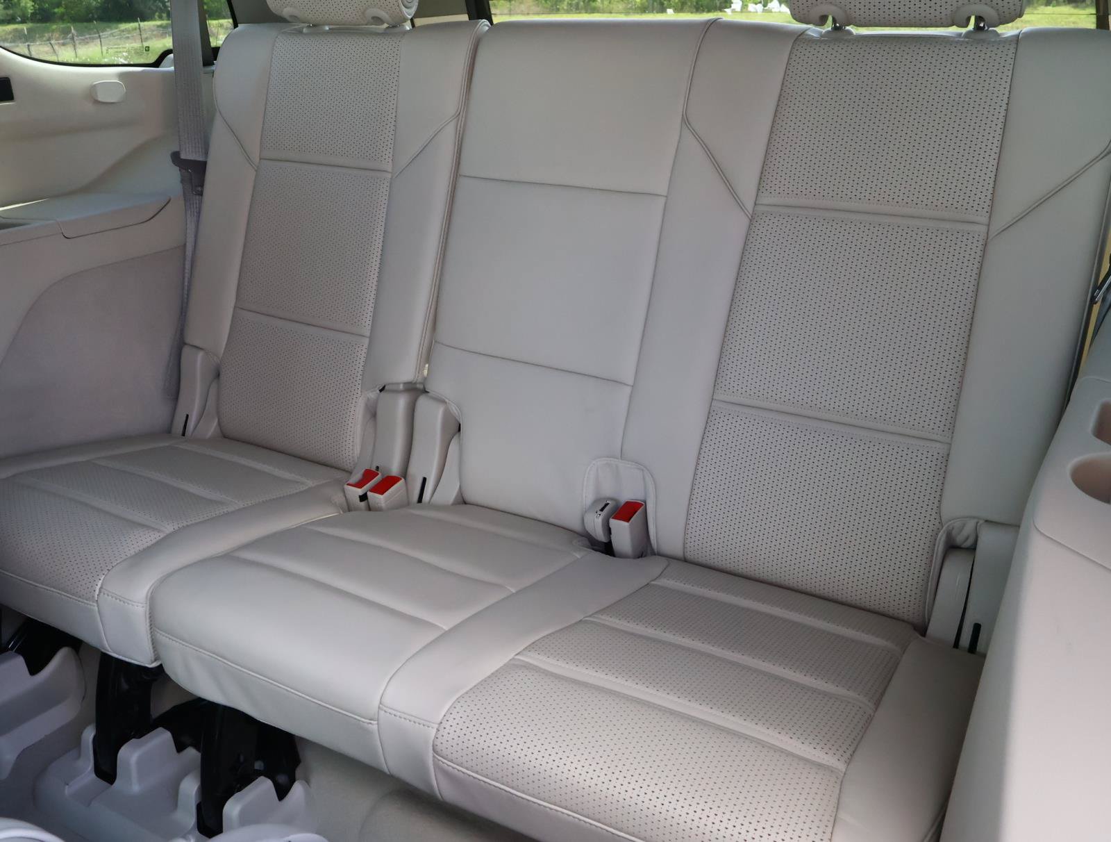 Used 2023 Cadillac Escalade Sport Platinum AWD/4WD image 25
