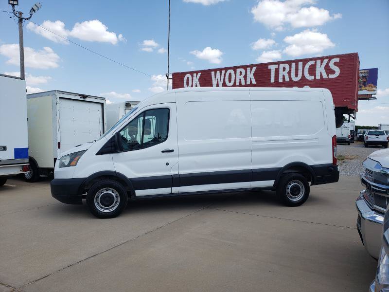 Used 2015 Ford Transit 250 148 Medium Roof RWD image 2