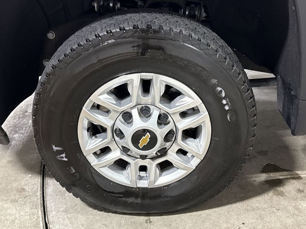 Used 2025 Chevrolet Silverado 2500 LT w/ Safety Package image 26