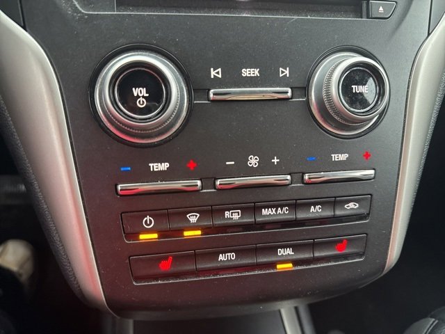 Used 2017 Lincoln MKC Premiere image 24